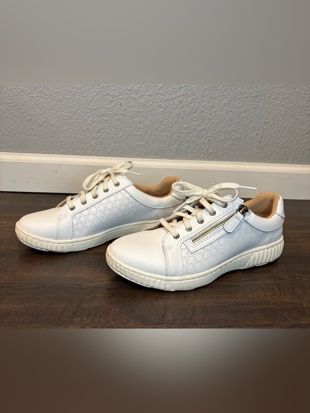 Clarks White Caroline Ayla Lace-Up Sneakers with Side Zip